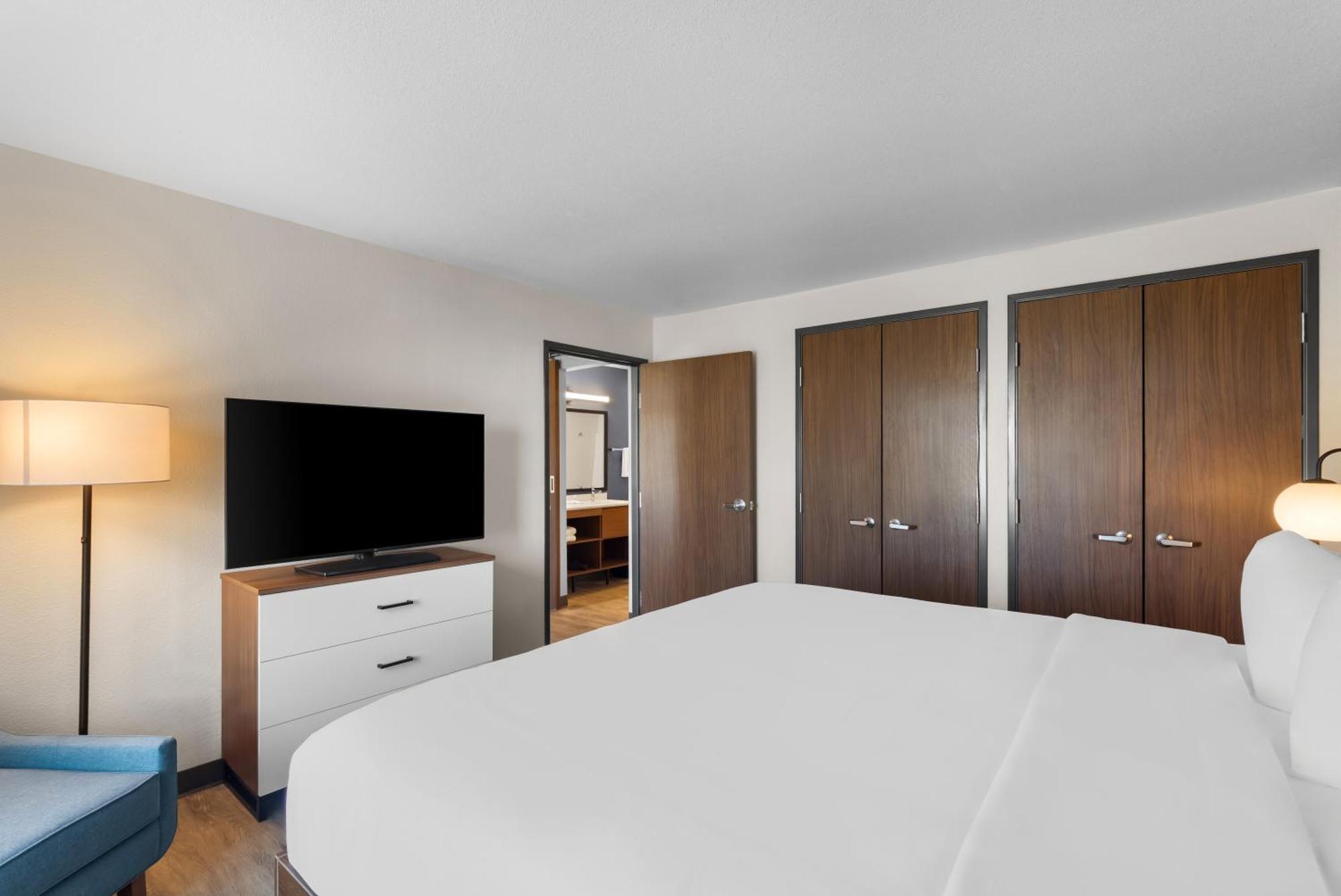 Everhome Suites בסטרופ מראה חיצוני תמונה
